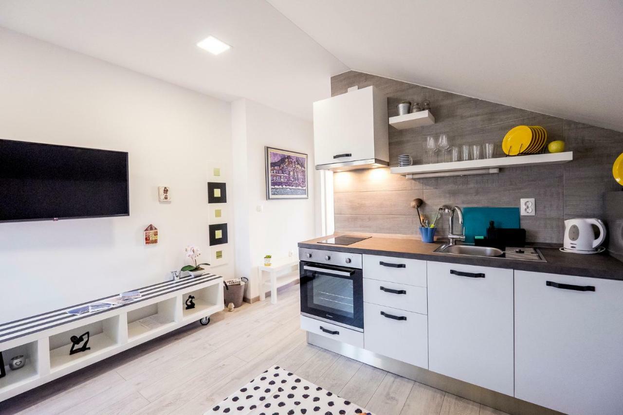 Le Petit Apartment Čilipi Exterior foto